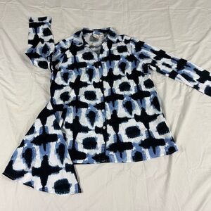 Truth + Style Women White/Blue Printed Long Sleeve Button Up Top Size L